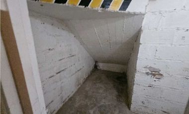 LOCAL/BODEGA EN ARRIENDO UBICADA EN EL RETIRO