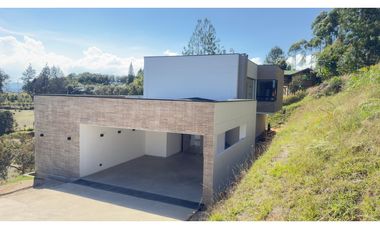 Vendo casa finca campestre Guarne Antioquia. SMG