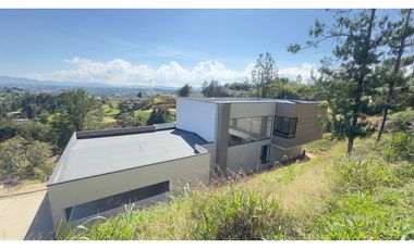 Vendo casa finca campestre Guarne Antioquia. SMG