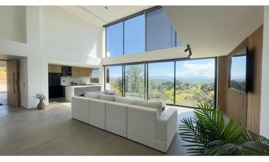 Vendo casa finca campestre Guarne Antioquia. SMG