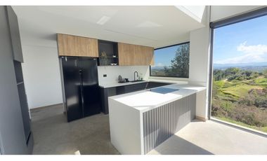 Vendo casa finca campestre Guarne Antioquia. SMG