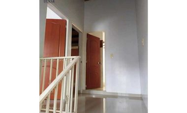 EN VENTA CASA DE DOS NIVELES EN BAVIERA FLORIDABLANCA SANTANDER