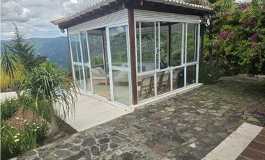 SE VENDE CASA FINCA EN COPACABANA - ANTIOQUIA