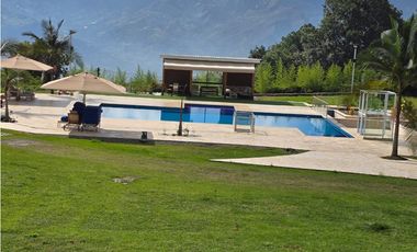 SE VENDE CASA FINCA EN COPACABANA - ANTIOQUIA