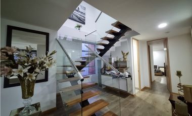 Hermoso apartamento dúplex en venta Envigado - Loma de las Brujas (JS)