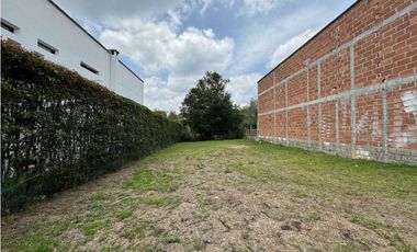 Vendo lote urbano en unidad cerrada en el Retiro Antioquia