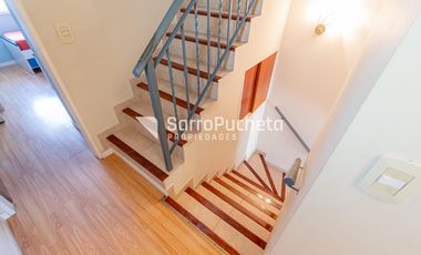 Venta Triplex 4 ambientes en Haedo Norte.