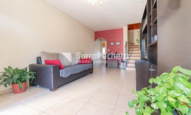 Venta Triplex 4 ambientes en Haedo Norte.
