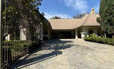 VENTA CASA $87,500,000 M/N COL. CARRIZALEJO (Privacidad, Tranquilidad y Paz)