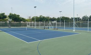 Venta Penthouse en el Golf Club en Isla Mocolí $798000