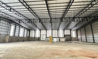 Alquiler de Nave Industrial de 1600 mts cub   1200 mts desc Polo Industrial Ezeiza