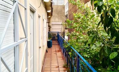 PH 2 AMBIENTES C/TERRAZA PROPIA EN LA BOCA VENTA