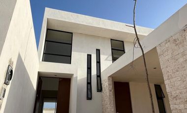 CASA EN TEMOZON NTE DE 3 RECAMARAS ACABADOS DE LUJO VENTA MERIDA YUCATAN