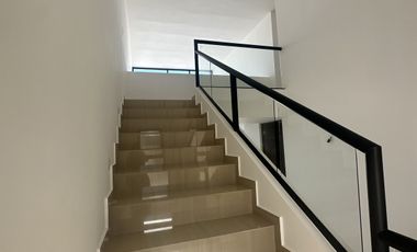 CASA DE 3 RECÁMARAS CON ALBERCA EN PRIVADA