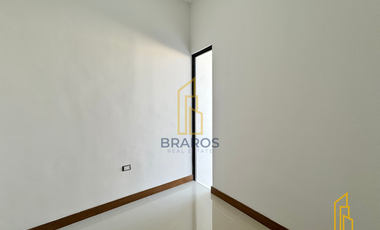 Casa en venta en Valle Escondido