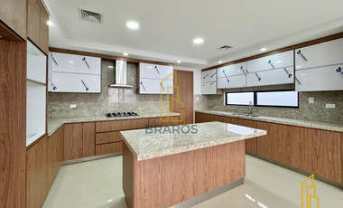 Casa en venta en Valle Escondido