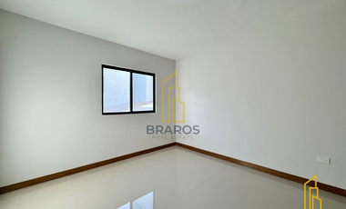 Casa en venta en Valle Escondido