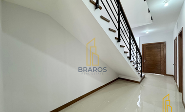 Casa en venta en Valle Escondido