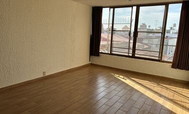 SÚPER departamento en RENTA