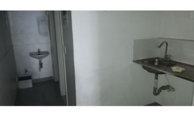 Local - Bodega para Arriendo en Medellín / 85 m2