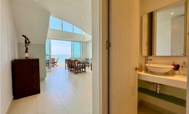 Apartamento duplex en venta con vista la mar