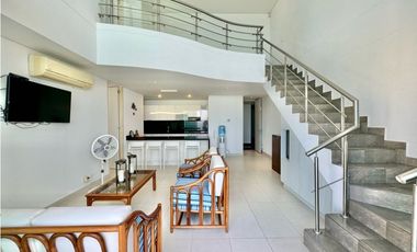 Apartamento duplex en venta con vista la mar