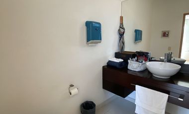 OFICINA EN VENTA O RENTA EN AV.DOMINGO DIEZ, CUERNAVACA MORELOS