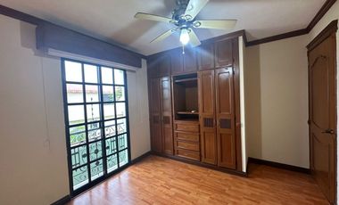 Casa en Fracc. Privado en Venta.
