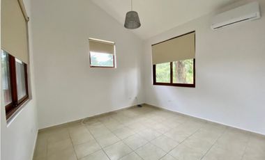 ALQUILER CASA EN CAMINO DE CRUCES  O VENTA  CERCA CLAYTON MLD
