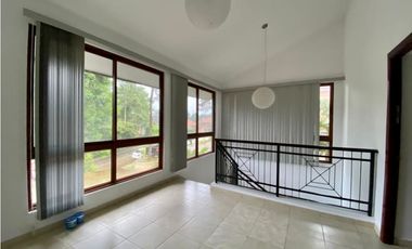 ALQUILER CASA EN CAMINO DE CRUCES  O VENTA  CERCA CLAYTON MLD