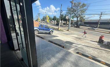 LOCAL / TUMBA MUERTO / MIDTOW PLAZA / 110M2 / VACIO / PLANTA BAJA