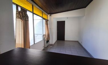 PH en Alquiler en Sarmiento