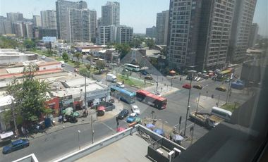 Oficina en Venta en Av. Bernardo Ohiggins / Av. General Velasquez