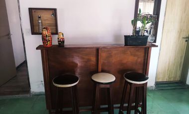 Casa quinta de 8 ambientes con pileta y 4 hectareas de parque