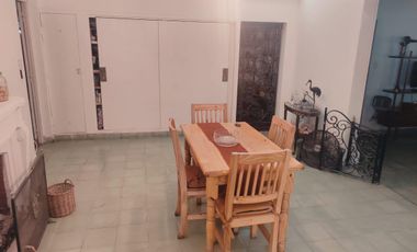 Casa quinta de 8 ambientes con pileta y 4 hectareas de parque