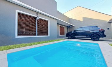 VENTA CASA 5 AMB 183 M2 GARAGE PISCINA JARDIN LANUS OESTE