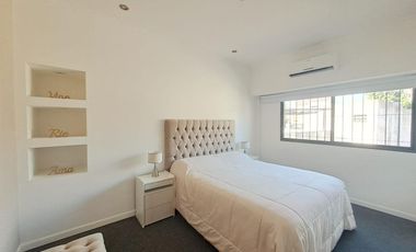 VENTA CASA 5 AMB 183 M2 GARAGE PISCINA JARDIN LANUS OESTE