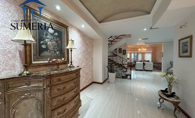 Preciosa casa en Rincón de las Lomas