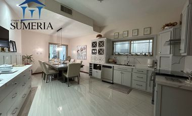 Preciosa casa en Rincón de las Lomas