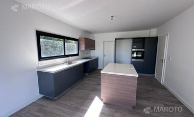 CASA EN VENTA EN SAN MATIAS - MAROTO PROPIEDADES-