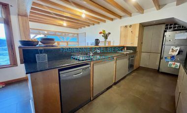 Casa CON VISTAS UNICAS EN FALDEOS DE CHAPELCO - San Martin De Los Andes