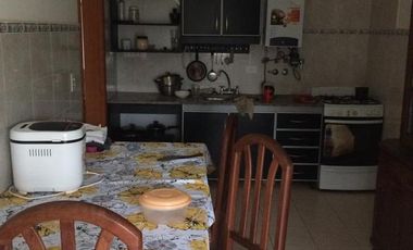 Casa en venta - 4 Dormitorios 2 Baños - 360Mts2 - Miramar