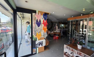 Casa uso de suelo en venta en Fraccionamiento Jardines del Country