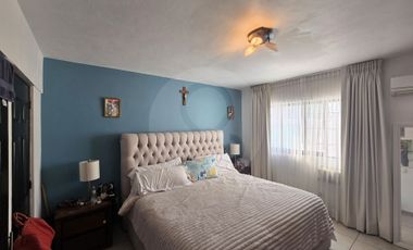 Casa uso de suelo en venta en Fraccionamiento Jardines del Country
