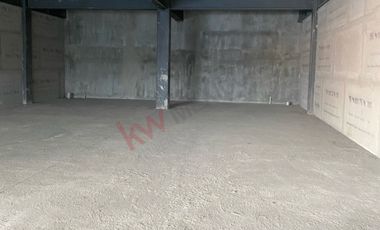 Local Comercial en Renta - 90 m² en Plaza Moderna con Excelente Ubicación – Frente a Galerías Perinorte
