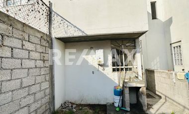 CASA EN RENTA - (3)