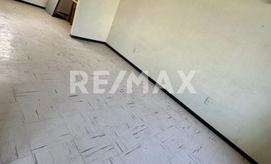 CASA EN RENTA - (3)