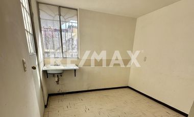 CASA EN RENTA - (3)