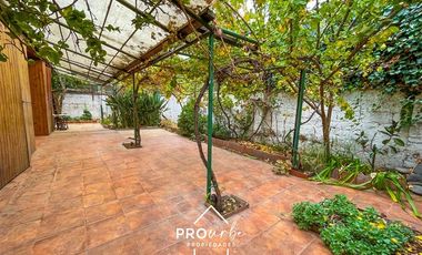 Casa en Venta en JOSE ORTEGA Y GASSET BUEN TERRENO