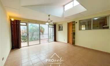 Casa en Venta en JOSE ORTEGA Y GASSET BUEN TERRENO